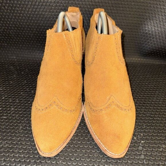 Madewell Grayson Brogue Wingtip Mustard Yellow Suede Chelsea Boots Women Size 9 - Picture 2 of 8